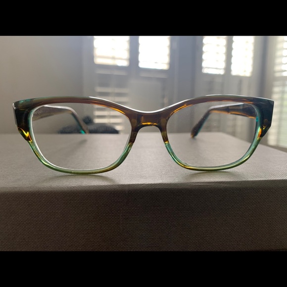 DESIGNER EYEGLASSES - Picture 5 of 7